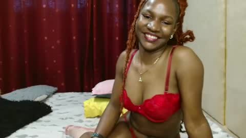 Snapshot of raven_luxe chatting on March 22, 2026, 3:54 am Raven online show from March 22, 2026, 3:54 am
