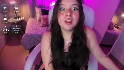 Snapshot of raven_sweeteyes chatting on June 25, 2026, 3:06 am Raven online show from June 25, 2026, 3:06 am