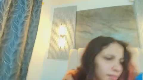 Snapshot of ravenandcody chatting on October 2, 2025, 2:40 am ravenandcody online show from October 2, 2025, 2:40 am