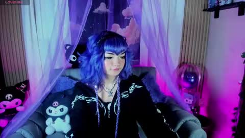 ravencollen online show from June 26, 2026, 1:21 am