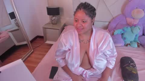 Snapshot of ravendipaul_ chatting on December 23, 2024, 12:08 pm online show from December 23, 2024, 12:08 pm