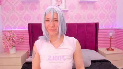 Ravenfox  online show from May 22, 2026, 8:36 pm