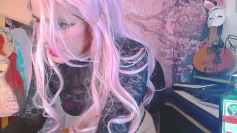 Snapshot of ravenlotus chatting on March 26, 2026, 10:04 pm ravenlotus online show from March 26, 2026, 10:04 pm