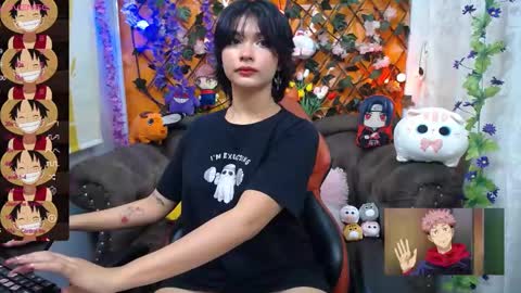 Snapshot of ravenn_20 chatting on March 12, 2025, 11:31 am RavenN  online show from March 12, 2025, 11:31 am