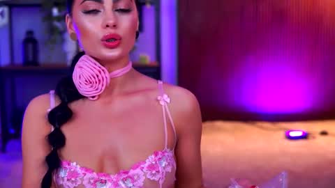 Lav online show from January 7, 2026, 7:27 pm