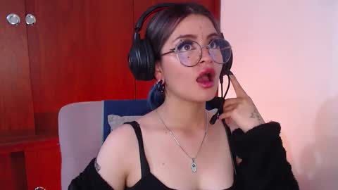 Snapshot of raventh_ chatting on March 18, 2026, 3:04 pm raventh_ online show from March 18, 2026, 3:04 pm