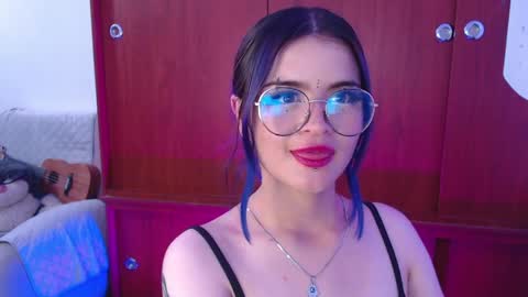 Snapshot of raventh_ chatting on April 9, 2026, 6:24 pm raventh_ online show from April 9, 2026, 6:24 pm