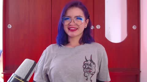 Snapshot of raventh_ chatting on May 1, 2026, 12:43 pm raventh_ online show from May 1, 2026, 12:43 pm