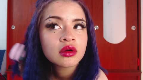Snapshot of raventh_ chatting on May 4, 2026, 12:28 am raventh_ online show from May 4, 2026, 12:28 am