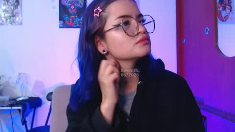 raventh_ online show from June 15, 2026, 1:52 am