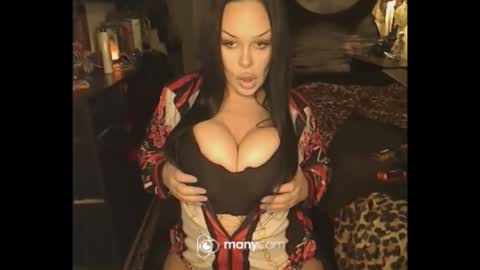 Snapshot of ravenxlee chatting on March 27, 2026, 6:51 pm ravenxlee online show from March 27, 2026, 6:51 pm