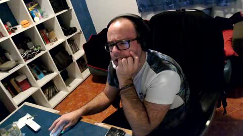 ravingr3d3 online show from January 14, 2025, 11:58 pm