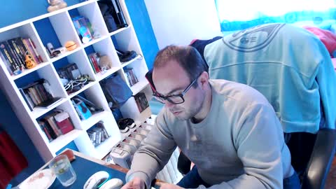 ravingr3d3 online show from January 17, 2025, 2:07 pm