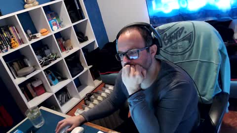 ravingr3d3 online show from January 20, 2025, 12:07 pm