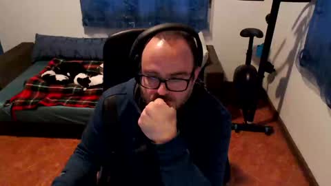 ravingr3d3 online show from January 26, 2025, 3:14 pm