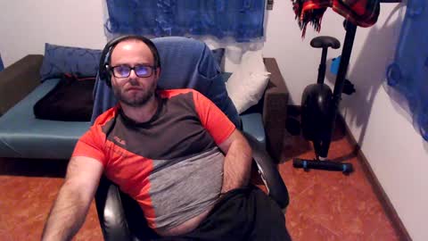 ravingr3d3 online show from January 27, 2025, 12:01 am