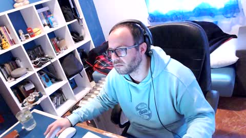 ravingr3d3 online show from January 28, 2025, 3:14 pm