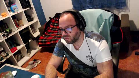 ravingr3d3 online show from January 30, 2025, 11:45 pm