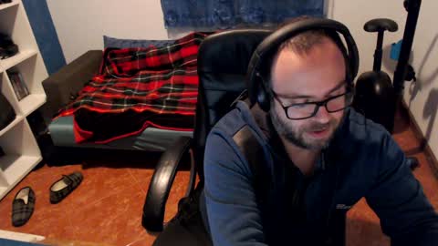 ravingr3d3 online show from February 6, 2025, 6:13 pm