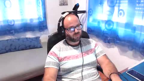 Snapshot of ravingr3d3 chatting on October 2, 2025, 8:54 am ravingr3d3 online show from October 2, 2025, 8:54 am