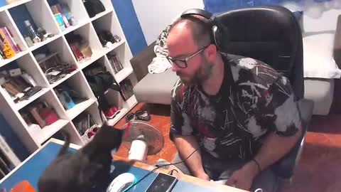 Snapshot of ravingr3d3 chatting on October 6, 2025, 9:34 pm ravingr3d3 online show from October 6, 2025, 9:34 pm