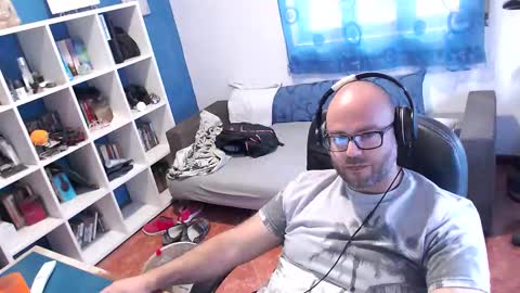 Snapshot of ravingr3d3 chatting on October 16, 2025, 1:34 pm ravingr3d3 online show from October 16, 2025, 1:34 pm