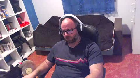 ravingr3d3 online show from June 9, 2026, 9:59 pm