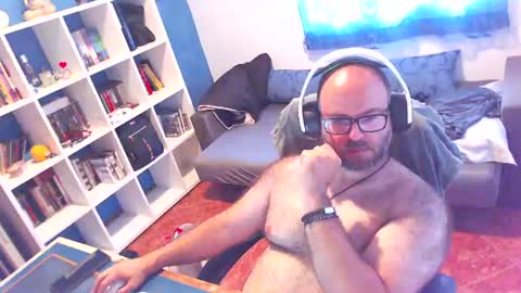 ravingr3d3 online show from July 6, 2026, 1:19 pm