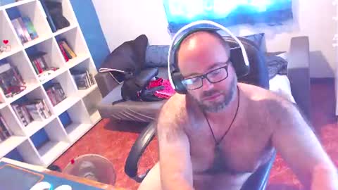 ravingr3d3 online show from July 6, 2026, 3:03 pm