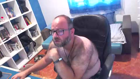 ravingr3d3 online show from July 13, 2026, 9:56 am