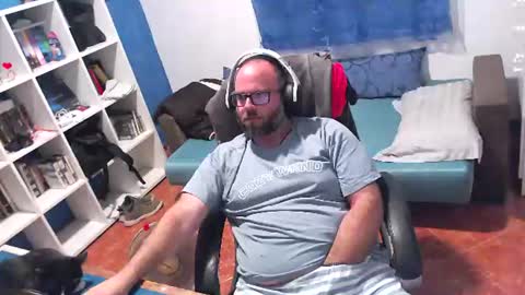 ravingr3d3 online show from July 20, 2026, 10:45 pm