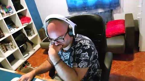 ravingr3d3 online show from July 31, 2026, 11:20 am