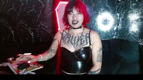 Anny and Spike online show from July 30, 2026, 2:32 am
