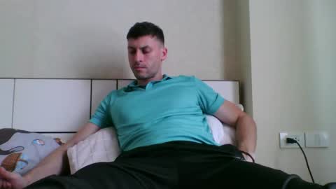 rawdr3 online show from May 8, 2026, 5:46 am