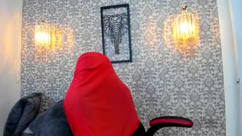 Snapshot of rawmathews chatting on October 18, 2025, 9:26 pm rawmathews online show from October 18, 2025, 9:26 pm