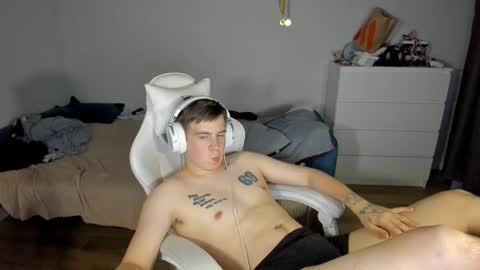 Snapshot of ray_hill chatting on September 8, 2025, 7:46 pm Ray online show from September 8, 2025, 7:46 pm