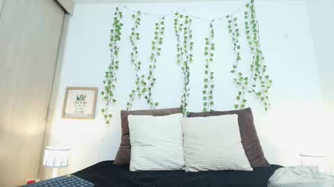 Ray online show from January 12, 2026, 12:49 am