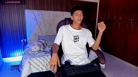 Snapshot of rayan_daivis chatting on October 10, 2025, 12:04 pm rayan_daivis online show from October 10, 2025, 12:04 pm