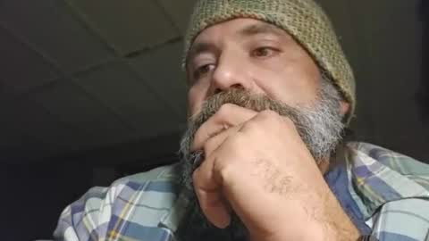 Snapshot of raybob252000 chatting on October 20, 2025, 9:43 am raybob252000 online show from October 20, 2025, 9:43 am