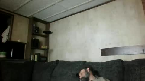 Snapshot of raybob252000 chatting on November 6, 2025, 5:52 am raybob252000 online show from November 6, 2025, 5:52 am