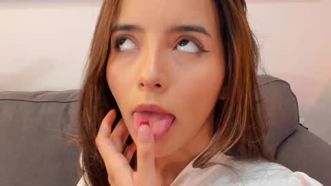 Raychell Black  online show from December 15, 2024, 6:15 pm