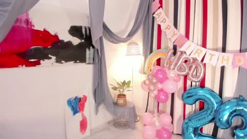 Snapshot of raychell_black chatting on October 13, 2025, 5:24 pm Raychell Black  online show from October 13, 2025, 5:24 pm