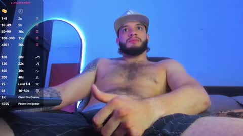 Snapshot of raymond_baker chatting on October 11, 2025, 8:24 am Felipe independent model online show from October 11, 2025, 8:24 am