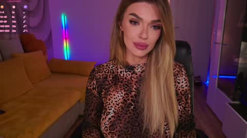 raysalexis19 online show from January 31, 2025, 3:00 pm
