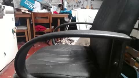 Snapshot of raysmith77777777 chatting on October 26, 2025, 11:05 am Ray online show from October 26, 2025, 11:05 am