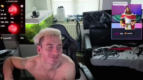 Rayzel online show from May 11, 2026, 4:04 pm