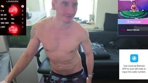 Rayzel online show from May 21, 2026, 2:13 pm