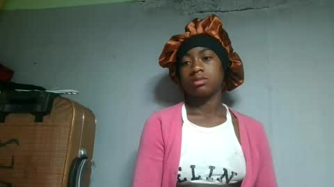 razafy922472 online show from June 20, 2026, 7:38 pm