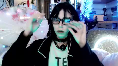 Snapshot of raziel_haze chatting on January 6, 2025, 7:31 am Yrriel Strife Candy-Demon Caveboy mr. Cringe online show from January 6, 2025, 7:31 am