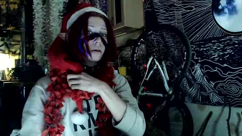 Snapshot of raziel_haze chatting on January 7, 2025, 4:29 am Yrriel Strife Candy-Demon Caveboy mr. Cringe online show from January 7, 2025, 4:29 am